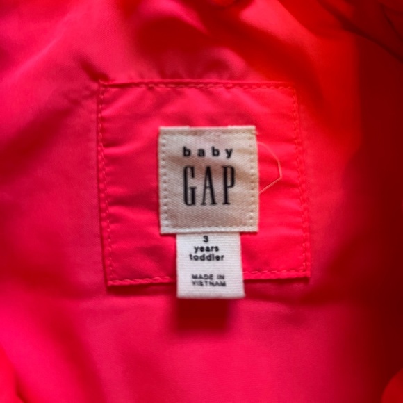Baby GAP bright pink puffer vest, 3t - Picture 2 of 3
